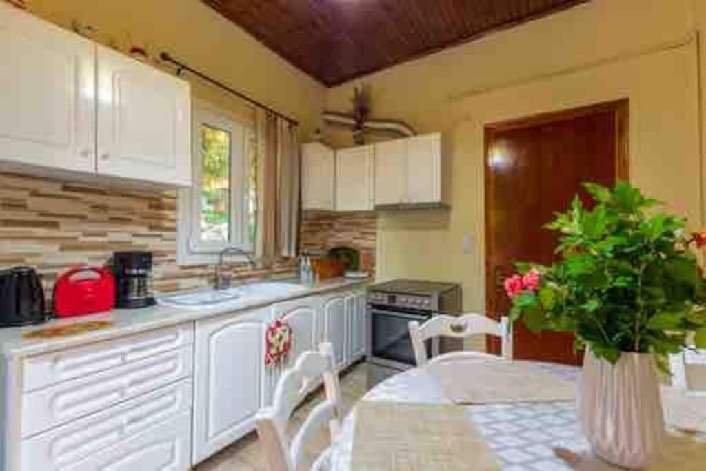 Kiki'S Beautiful House On Famous Village Pentátion المظهر الخارجي الصورة